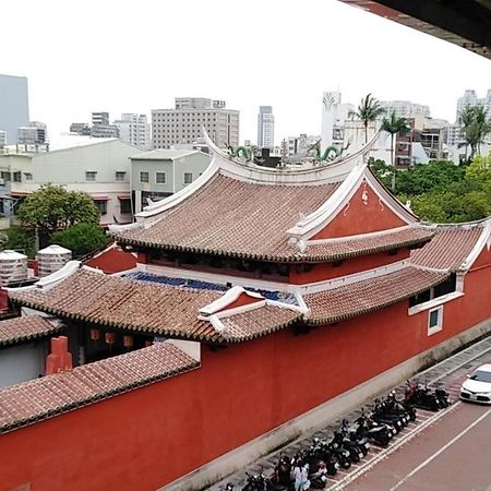 Temple Side Hostel Tainan Eksteriør bilde