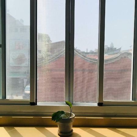 Temple Side Hostel Tainan Eksteriør bilde