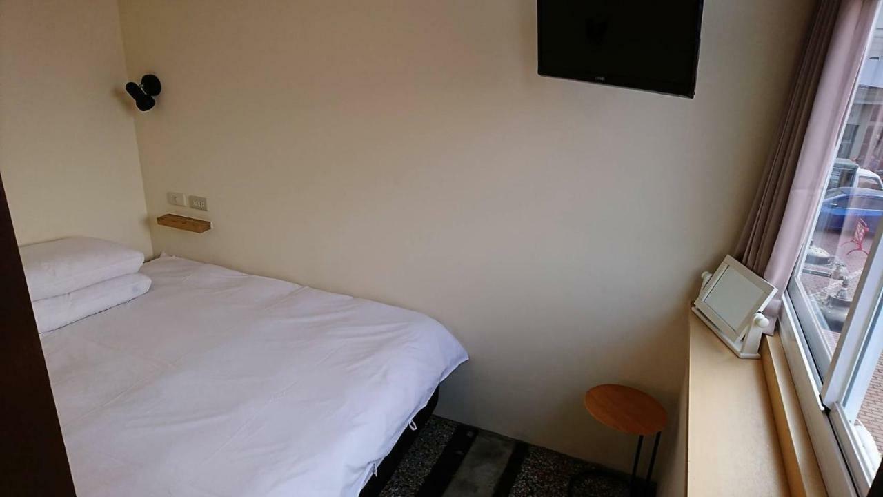 Temple Side Hostel Tainan Eksteriør bilde